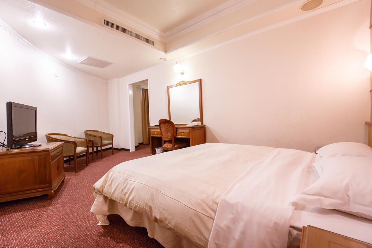 Champion Hotel Đài Bắc Ngoại thất bức ảnh